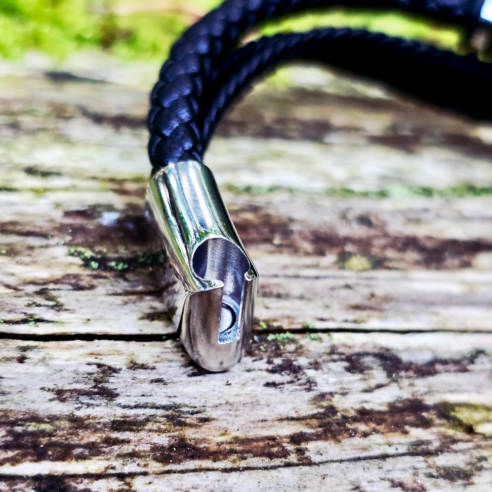 Bracelet "Wolf Paw" (Triple Row)