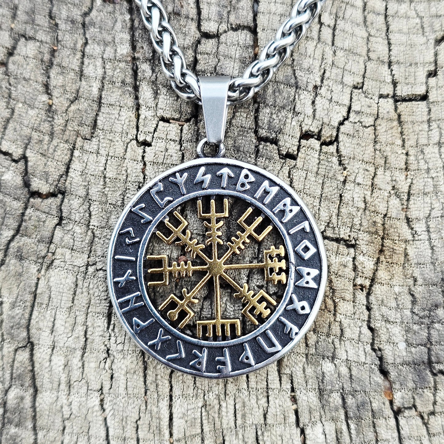 Necklace Runkompass Vegvisir - Dual Tone