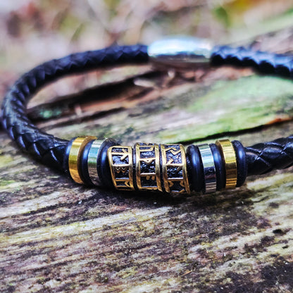 Bracelet Leather "Goldrunes"