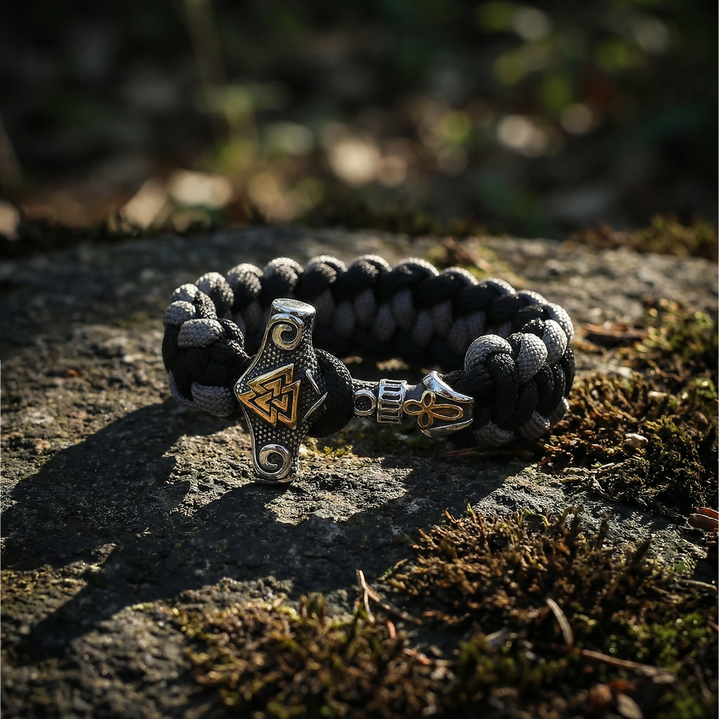 Paracord Bracelet Mjölner-Valknut - Grey Edition