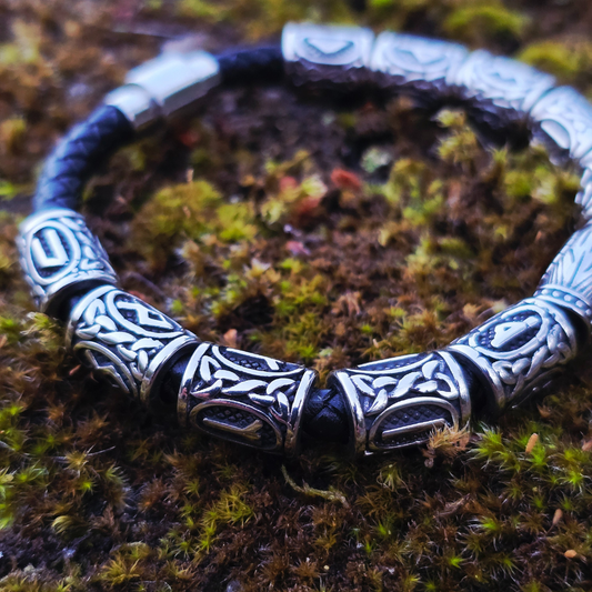 Bracelet Norse Rune Beads