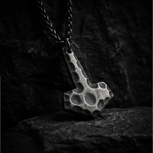 Necklace Mjölnir Hammered Finish - Antique