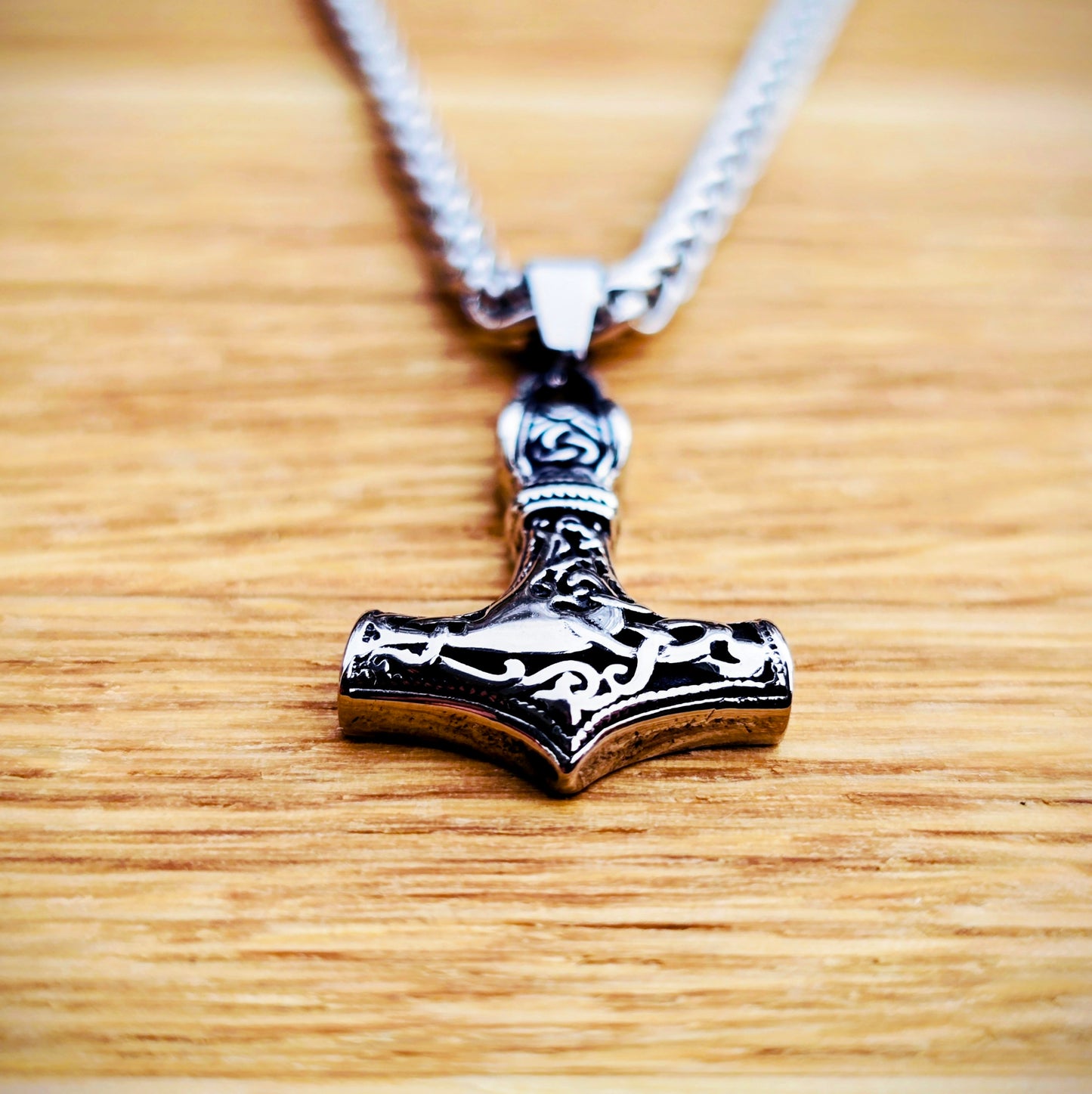 Necklace "Mjölnir – Asgard Knot" (Mini)