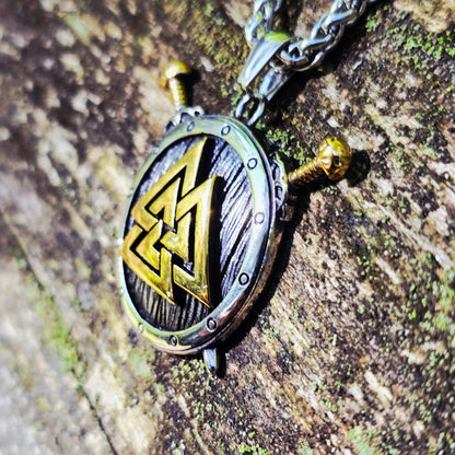 Halskette „Valknut Shield“ (Zweifarbig)