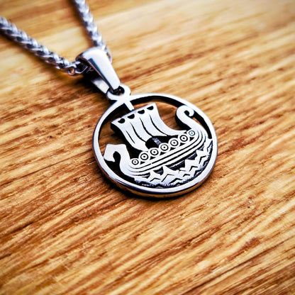 Necklace "Longship elegance XXS"