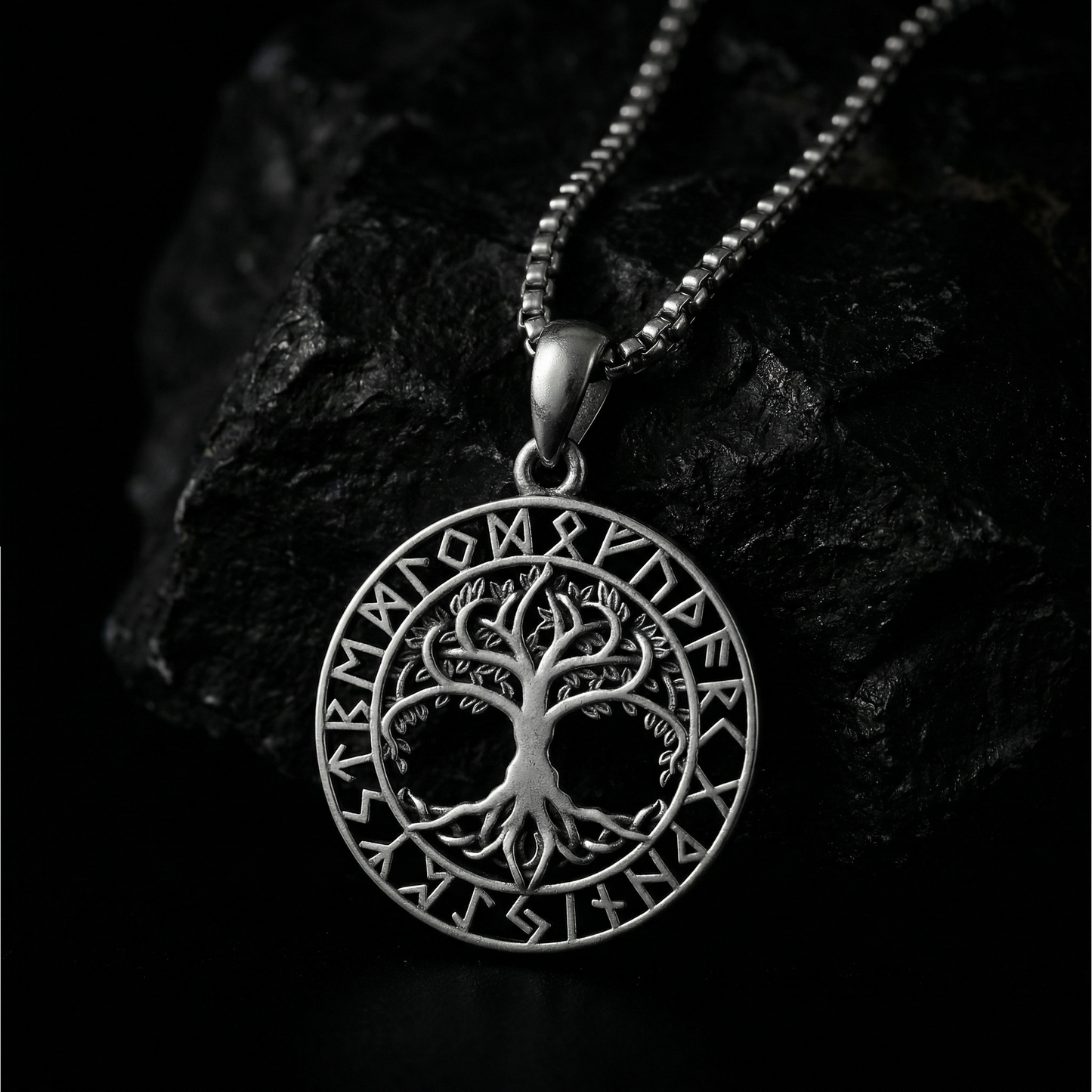 Halsband “Yggdrasil” (925 sterlingsilver)