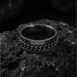 Runic Chainbound Ring Silver