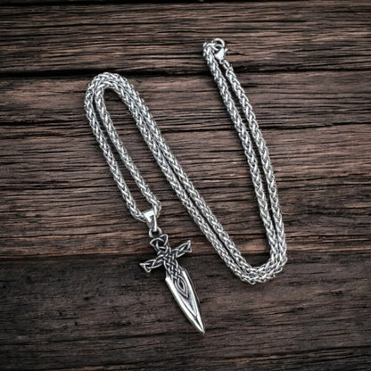 Celtic-Necklace "Mac Tíre Blade"