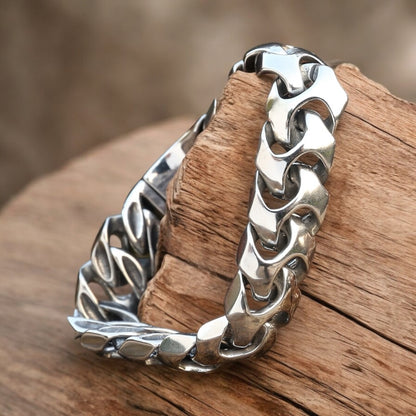 Armband "Drakben" (Enfärgat)